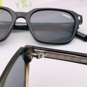 Alternative view of FARZIN